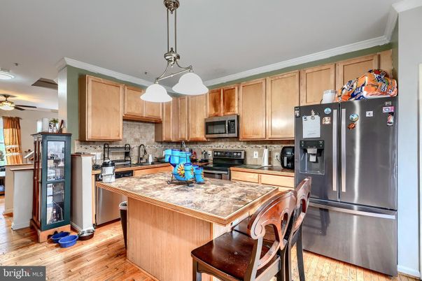 Interior, Kitchen, Pendant Lights, Wood Texture Flooring