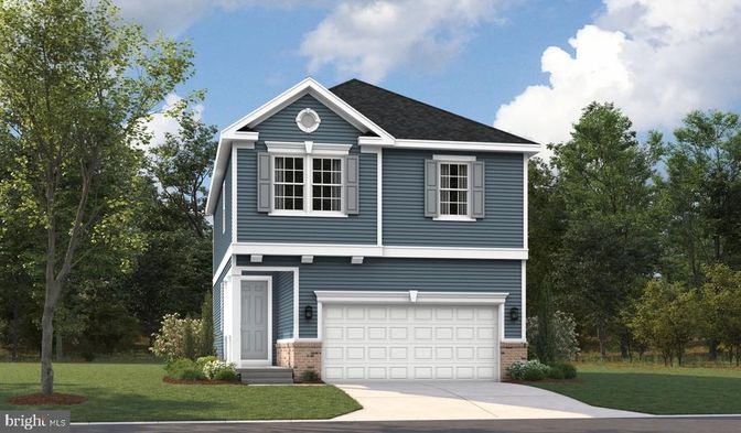 Attached, Exterior, Facade, Split Level