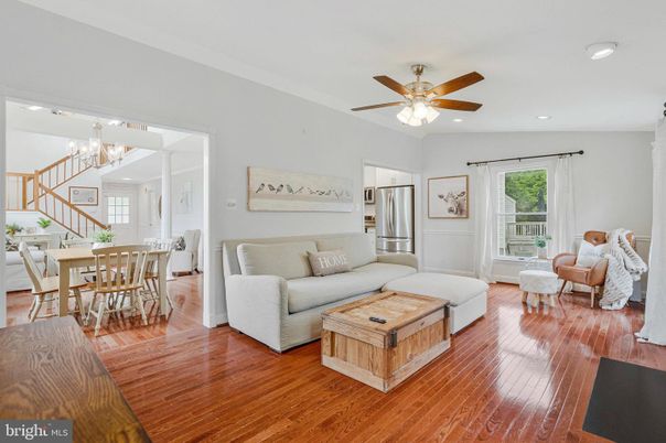 Chandelier, Dining room, Interior, Kitchen, Living room, Recessed Lighting, Stainless Steel Appliances, Wood Texture Flooring