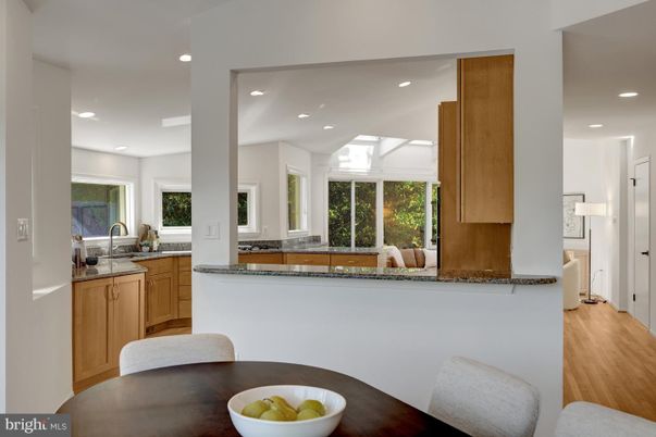 Dining room, Interior, Kitchen, Recessed Lighting, Wood Texture Flooring
