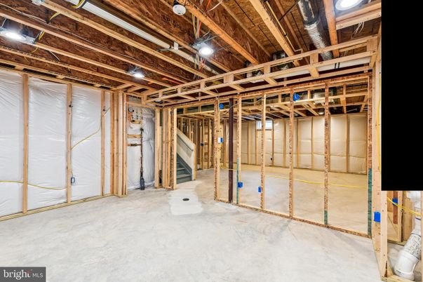 Garage, Interior, Wooden Beams, Wooden Ceilings