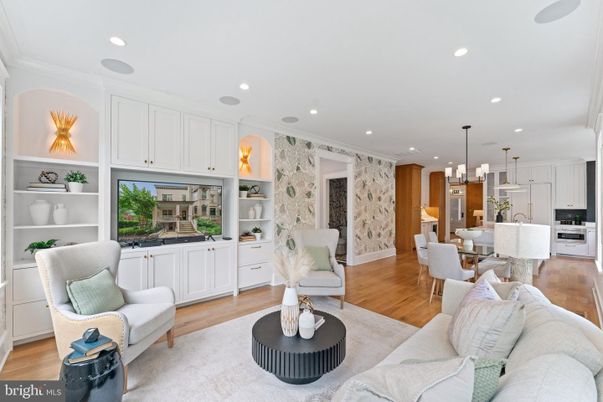 Dining room, Interior, Kitchen, Living room, Pendant Lights, Recessed Lighting, Stainless Steel Appliances, Wood Texture Flooring