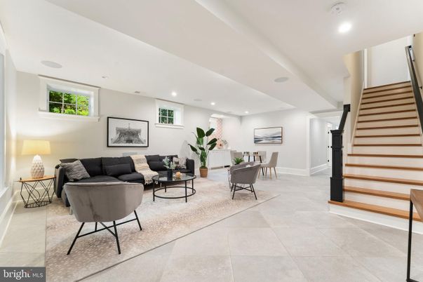 Dining room, Interior, Living room, Recessed Lighting
