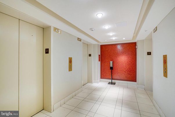 Elevator, Interior, Recessed Lighting