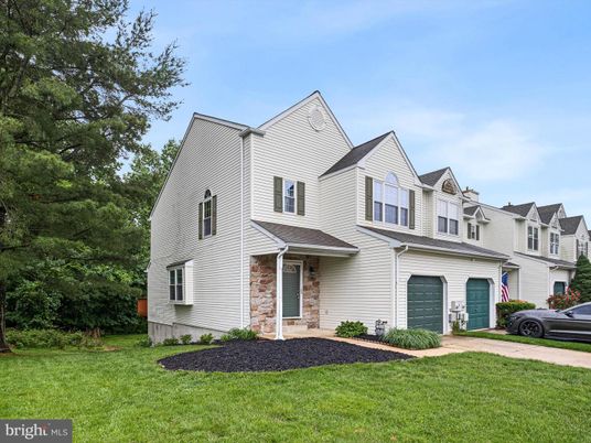 Attached, Backyard, Exterior, Facade, Farmhouse