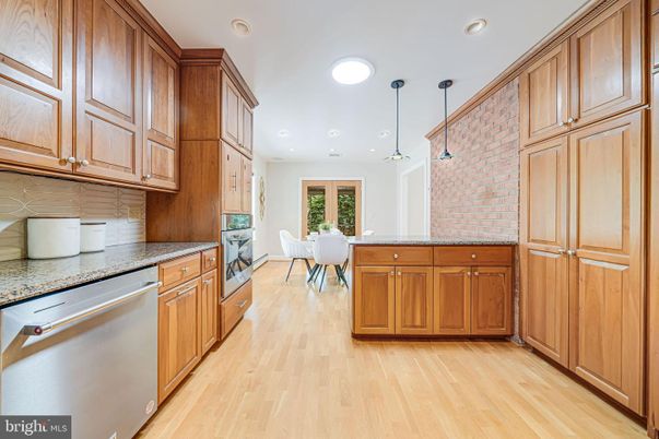 Dining room, Interior, Kitchen, Pendant Lights, Recessed Lighting, Stone Walls, Wood Texture Flooring