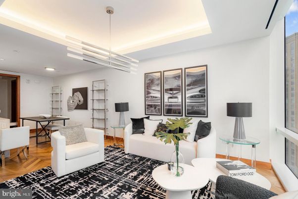 Dining room, Interior, Living room, Pendant Lights, Recessed Lighting, Wood Texture Flooring
