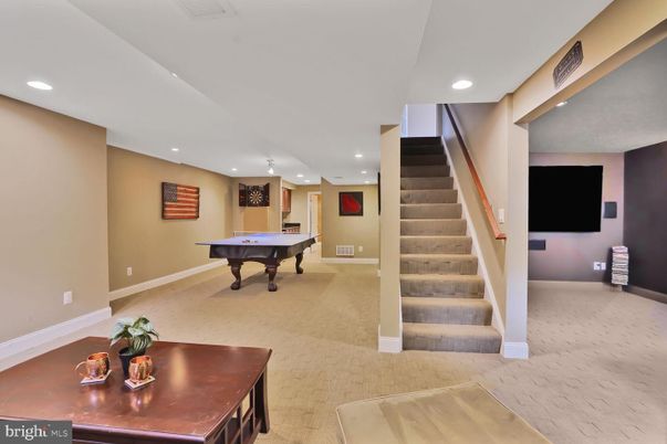 Billiard Table, Game Room, Interior, Recessed Lighting