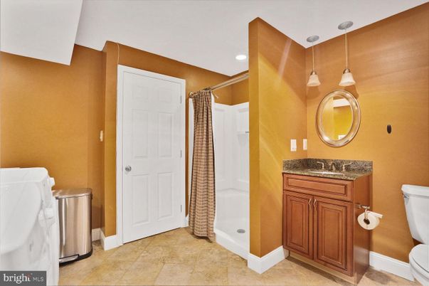 Bathroom, Interior, Pendant Lights, Recessed Lighting