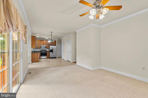Empty room, Interior, Kitchen, Pendant Lights, Stainless Steel Appliances