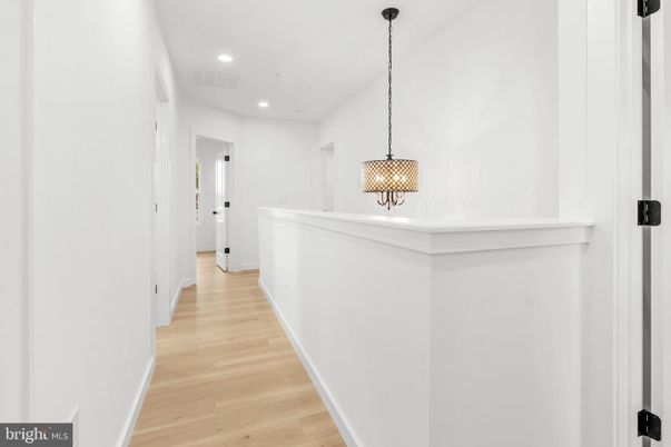 Interior, Pendant Lights, Recessed Lighting, Wood Texture Flooring