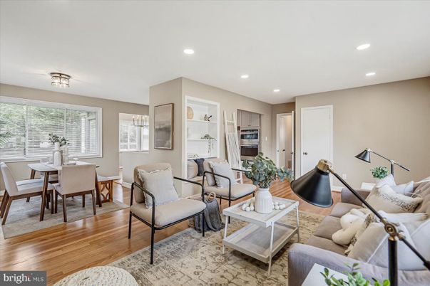 Dining room, Interior, Kitchen, Living room, Recessed Lighting, Stainless Steel Appliances, Wood Texture Flooring