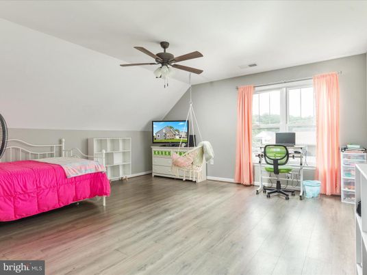 Bedroom, Home Office, Interior, Wood Texture Flooring