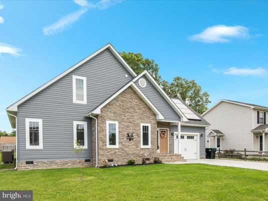 Attached, Exterior, Facade, Brick Facade, Solar Panels, Farmhouse