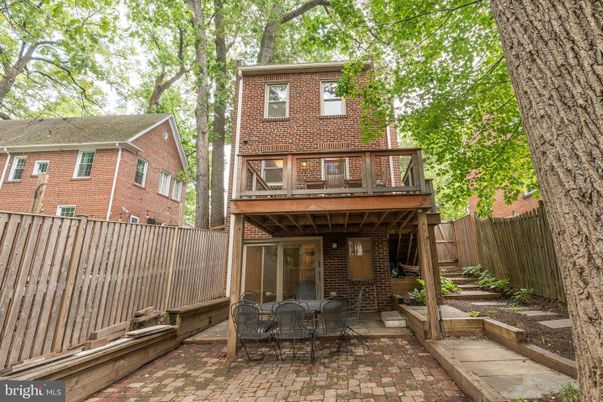 Exterior, Facade, Brick Facade, American Foursquare