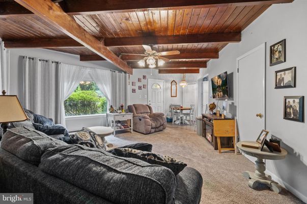 Dining room, Interior, Living room, Wooden Beams, Wooden Ceilings