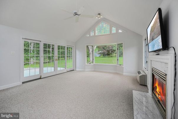 Empty room, Fireplace, Interior