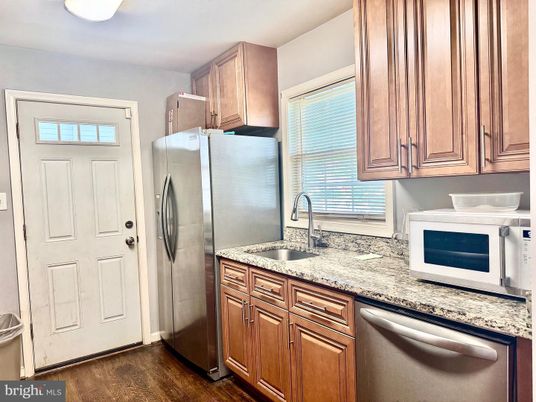Interior, Kitchen, Stainless Steel Appliances, Wood Texture Flooring
