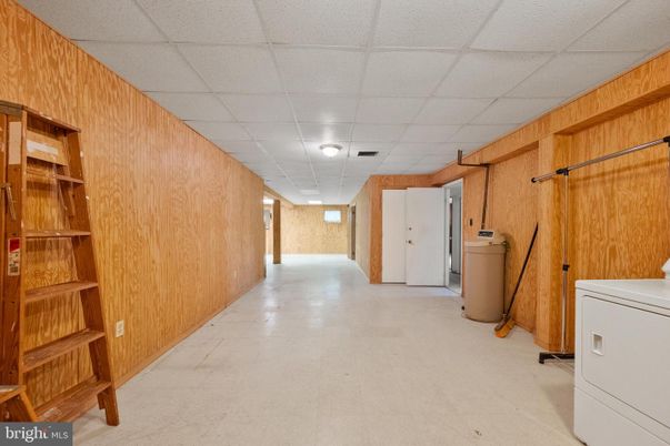 Interior, Washer, Wooden Walls