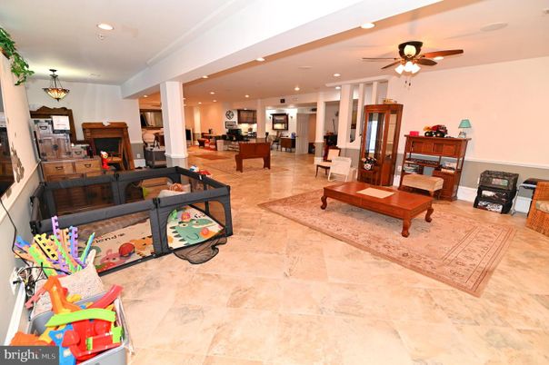 Fireplace, Interior, Living room, Pendant Lights, Recessed Lighting