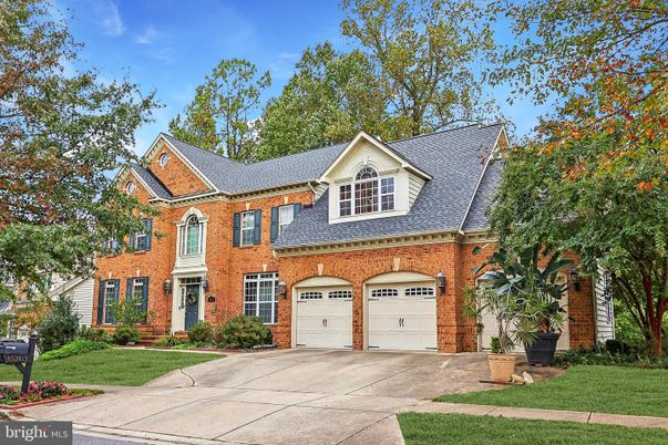 Attached, Exterior, Facade, Brick Facade, Brick Traditional