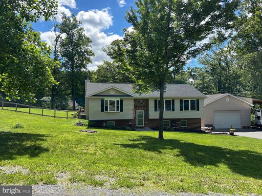 Backyard, Detached Garage, Exterior