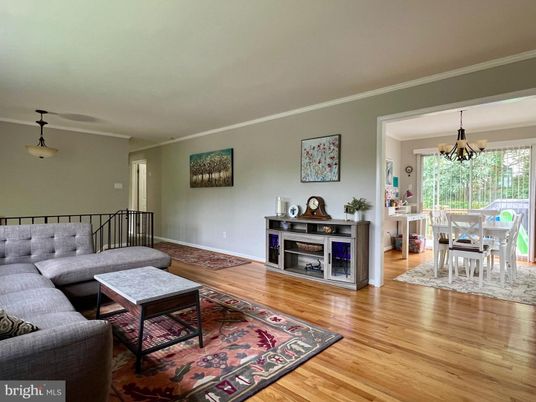 Chandelier, Dining room, Interior, Living room, Wood Texture Flooring