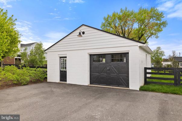 Backyard, Detached Garage, Exterior