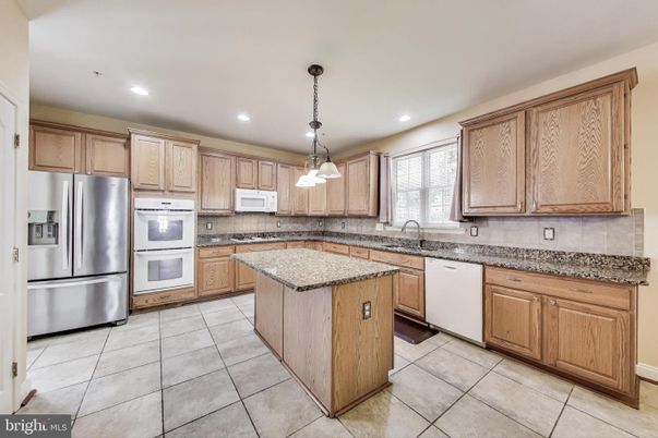 Interior, Kitchen, Pendant Lights, Recessed Lighting