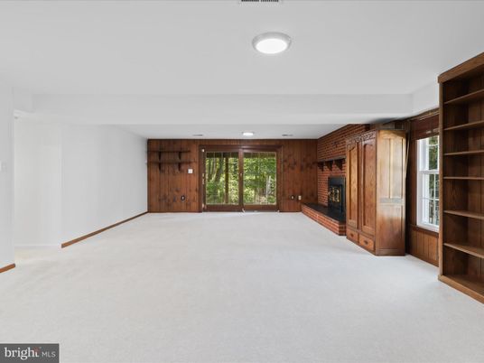 Empty room, Fireplace, Interior, Wooden Walls