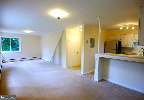 Empty room, Interior, Kitchen