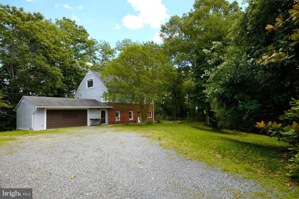 Backyard, Detached Garage, Exterior