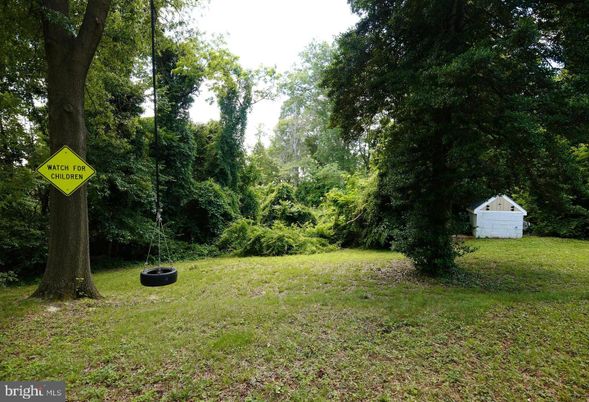 Backyard, Detached Garage, Exterior