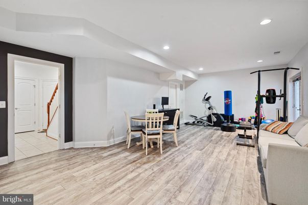 Dining room, Fitness Equipment, Interior, Recessed Lighting, Wood Texture Flooring
