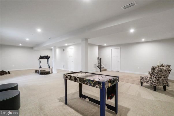 Fitness Equipment, Game Room, Interior, Recessed Lighting