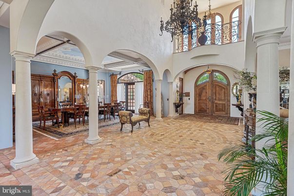 Chandelier, Dining room, Interior