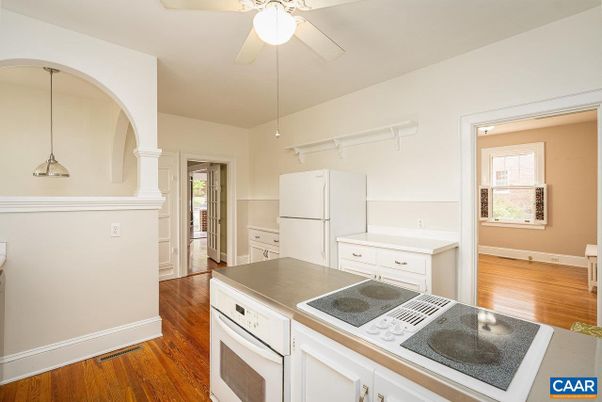 Interior, Kitchen, Pendant Lights, Wood Texture Flooring