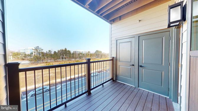 Exterior, Wood Texture Flooring