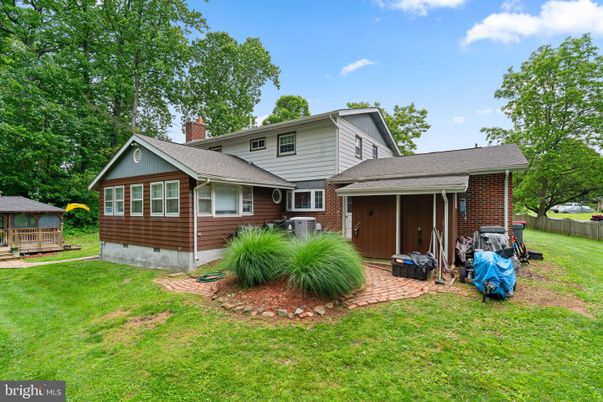 Backyard, Exterior, Hot Tub