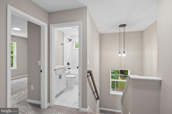 Bathroom, Interior, Marble, Pendant Lights, Recessed Lighting