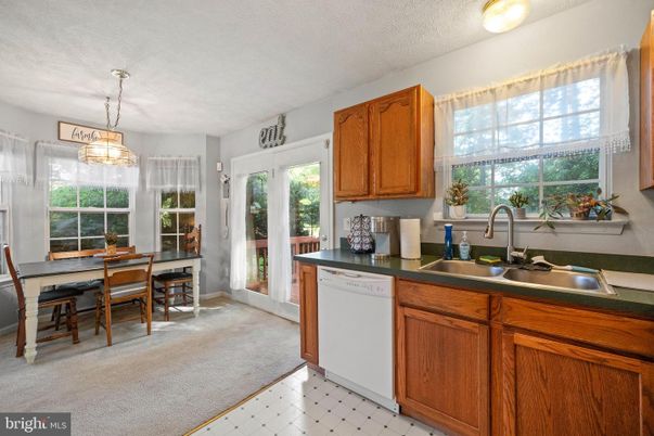 Dining room, Interior, Kitchen, Pendant Lights