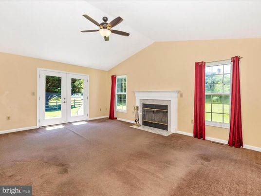 Empty room, Fireplace, Interior