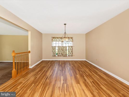 Chandelier, Empty room, Interior, Pendant Lights, Wood Texture Flooring
