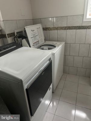 Interior, Washer
