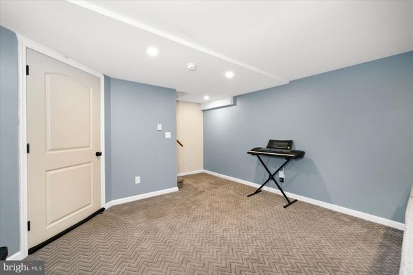 Interior, Recessed Lighting