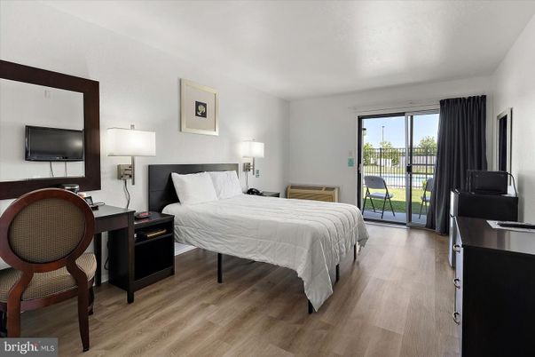 Bedroom, Home Office, Interior, Wood Texture Flooring