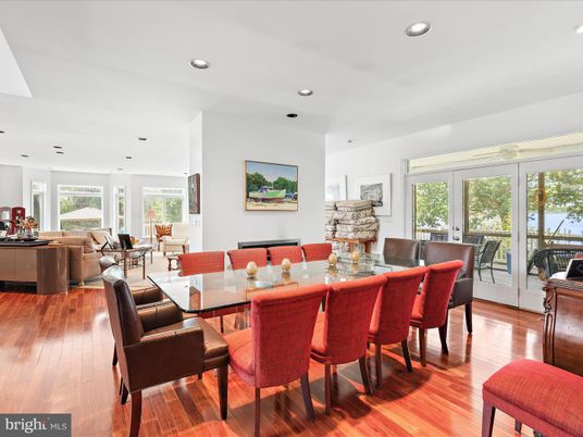 Dining room, Interior, Living room, Recessed Lighting, Wood Texture Flooring