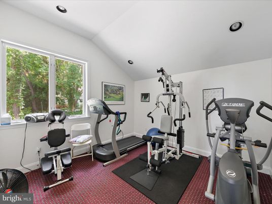 Fitness Equipment, Interior, Recessed Lighting