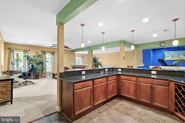 Fitness Equipment, Interior, Pendant Lights, Recessed Lighting
