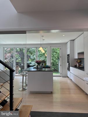 Dining room, Interior, Kitchen, Pendant Lights, Recessed Lighting, Wood Texture Flooring